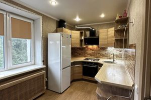 Продам квартиру 2-х комнатную с общей площадью 51.5м2, 4/4 эт., на улице Володарского, Володарский район, г. Брянск, Брянская обл., Россия, агентство Интернет-партнер