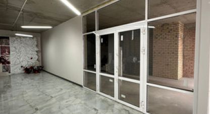 Сдам торговое помещение с общей площадью 105.4м2, на улице Достоевского ул, Вахитовский район, г. Казань, Татарстан респ., Россия, агентство Интернет-партнер. Фотография №1