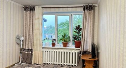 Продам квартиру 2-х комнатную с общей площадью 50м2, 1/9 эт., на улице 34-й мкр, г. Октябрьский, Башкортостан респ., Россия, агентство Интернет-партнер. Фотография №1