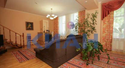 Купить дом 5-ти комнатную, 286 кв. м., Россия, г. Красноярск. Фотография №9
