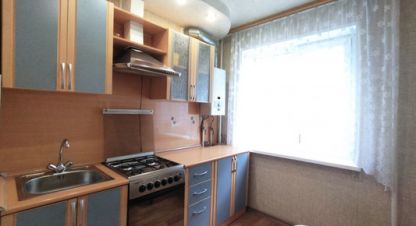 Продам квартиру 2-х комнатную с общей площадью 47.5м2, 2/5 эт., на улице Нахимова, Железнодорожный район, г. Рязань, Рязанская обл., Россия, агентство Интернет-партнер. Фотография №1