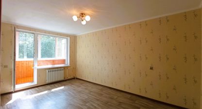 Продам квартиру 1 комнатную с общей площадью 29.4м2, 2/5 эт., на улице Ольги Форш, Выборгский район, г. Санкт-Петербург, Санкт-Петербург, Россия, агентство Интернет-партнер. Фотография №1