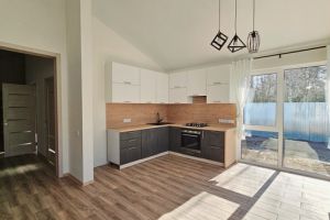 Продам дом 4-х комнатный с общей площадью 145.3м2, на улице Офицерская ул, г. Токсово, Ленинградская обл., Россия, агентство Интернет-партнер