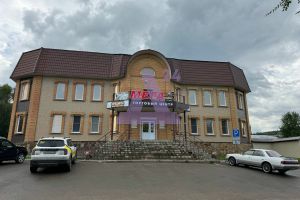 Продам торговое помещение с общей площадью 655м2, на улице Демидовская владение, г. Белокуриха, Алтайский край, Россия, агентство АН Династия 24