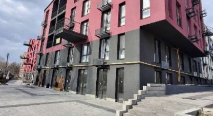 Продаётся 4-х комнатная квартира в г. Белогородка . Фотография №6