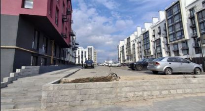 Купить 4-х комнатную квартиру на улице Юбилейный г. Белогородка . Фотография №4