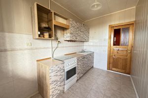 Продам квартиру 3-х комнатную с общей площадью 65м2, 6/9 эт., на улице Терешковой, г. Оренбург, Оренбургская обл., Россия, агентство Бюро недвижимости Быстровой