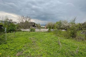 Продам земельный участок, на улице Центральная ул, г. Нальчик, Кабардино-Балкария респ., Россия, агентство Интернет-партнер