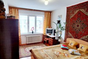 Продам квартиру 2-х комнатную с общей площадью 42.8м2, 4/4 эт., на улице Мира пр-кт, г. Кирово-Чепецк, Кировская обл., Россия, агентство Интернет-партнер