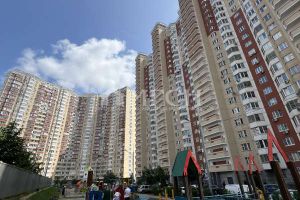 Продам квартиру 3-х комнатную с общей площадью 79м2, 20/25 эт., на улице Сходненская, г. Посёлокского типа путилково, Московская обл., Россия, агентство МГСН - Московская городская служба недвижимости