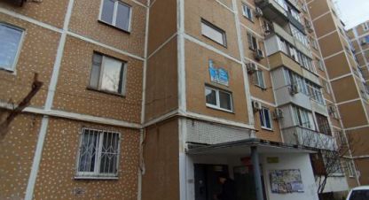 Продам квартиру 3-х комнатную с общей площадью 68м2, 7/9 эт., на улице Им  игнатова ул, ГМР район, г. Краснодар, Краснодарский край, Россия, агентство Аурус-Риэлт. Фотография №1