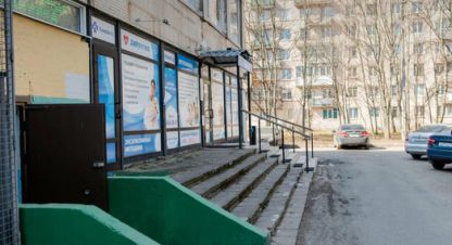 Продам торговое помещение с общей площадью 143.9м2, на улице Демьяна Бедного, Калининский район, г. Санкт-Петербург, Санкт-Петербург, Россия, агентство Интернет-партнер. Фотография №1