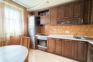 Продам квартиру 2-х комнатную с общей площадью 53.7м2, 9/17 эт., на улице Никулинская ул, Тропарёво-Никулино (ЗАО) район, г. Москва, Москва, Россия, агентство Интернет-партнер