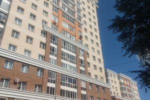 Продам квартиру 2-х комнатную с общей площадью 43.6м2, 10/19 эт., на улице Карла либкнехта ул, Октябрьский район, г. Иркутск, Иркутская обл., Россия, агентство Интернет-партнер