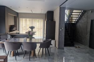 Продам дом 5-ти комнатный с общей площадью 329м2, на улице Лесная ул, г. Сарженка, Ленинградская обл., Россия, агентство Интернет-партнер