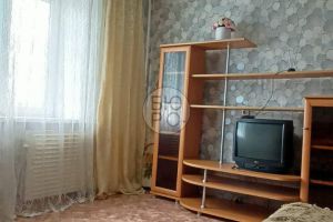 Продам квартиру 1 комнатную с общей площадью 30м2, 8/9 эт., на улице Сазонова, г. Стерлитамак, Башкортостан респ., Россия, агентство Бюро
