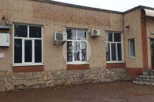 Продам торговое помещение с общей площадью 136м2, на улице Гоголя, г. Стерлитамак, Башкортостан респ., Россия, агентство Бюро