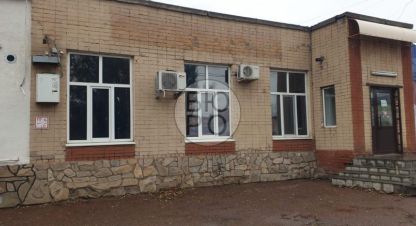 Продам торговое помещение с общей площадью 136м2, на улице Гоголя, г. Стерлитамак, Башкортостан респ., Россия, агентство Бюро. Фотография №1