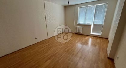 Продам квартиру 1 комнатную с общей площадью 39.7м2, 8/9 эт., на улице Генерала Кусимова, г. Уфа, Башкортостан респ., Россия, агентство Бюро. Фотография №1