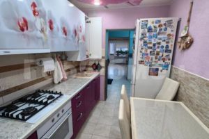 Продам квартиру 3-х комнатную с общей площадью 60.5м2, 5/5 эт., на улице Ремонтников, г. Щёкино, Тульская обл., Россия, агентство ГорОбмен