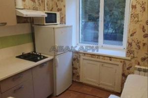 Сдам квартиру 1 комнатную с общей площадью 30м2, 1/5 эт., на улице Декабристов, Железнодорожный район, г. Красноярск, Красноярский край, Россия, агентство АБАКАРИ-Недвижимость