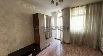 Сдам квартиру 1 комнатную с общей площадью 33м2, 4/10 эт., на улице Дмитрия мартынова, Центральный район, г. Красноярск, Красноярский край, Россия, агентство АБАКАРИ-Недвижимость. Фотография №1
