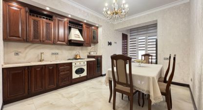 Продам квартиру 2-х комнатную с общей площадью 73м2, 7/10 эт., на улице Тлостанова ул, г. Нальчик, Кабардино-Балкария респ., Россия, агентство Интернет-партнер. Фотография №1