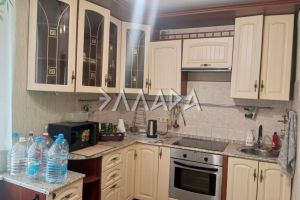 Продам квартиру 2-х комнатную с общей площадью 51м2, 4/14 эт., на улице Ленина пр-кт, Ворошиловский район, г. Ростов-на-Дону, Ростовская обл., Россия, агентство Риэлторская компания "Эллада"