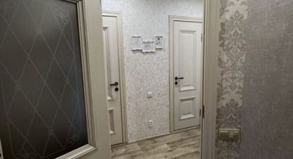Продам квартиру 1 комнатную с общей площадью 35.5м2, 4/10 эт., на улице Думенко, Первомайский район, г. Ростов-на-Дону, Ростовская обл., Россия, агентство Риэлторская компания Эллада. Фотография №1