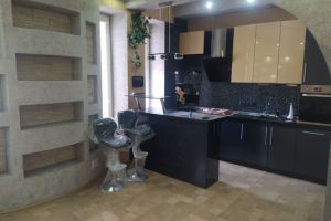 Продам квартиру 1 комнатную с общей площадью 34м2, 7/7 эт., на улице Ленина пр-кт, Октябрьский район, г. Мурманск, Мурманская обл., Россия, агентство Интернет-партнер