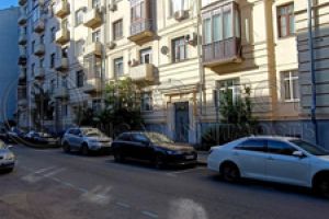 Продам квартиру 2-х комнатную с общей площадью 52.9м2, 2/7 эт., на улице Померанцев переулок, Хамовники район, г. Москва, Москва, Россия, агентство Интернет-партнер