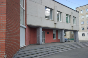 Продам торговое помещение с общей площадью 485.9м2, на улице Юбилейная, г. Верхняя Пышма, Свердловская обл., Россия, агентство Интернет-партнер