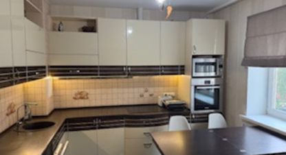 Продам квартиру 2-х комнатную с общей площадью 67м2, 6/17 эт., на улице 60-летия октября б-р, Советский район, г. Нижний Новгород, Нижегородская обл., Россия, агентство Интернет-партнер. Фотография №1