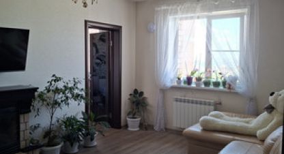 Продам квартиру 3-х комнатную с общей площадью 59.1м2, 16/16 эт., на улице Крылатый мкр, Октябрьский район, г. Иркутск, Иркутская обл., Россия, агентство Интернет-партнер. Фотография №1