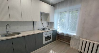 Продам квартиру 2-х комнатную с общей площадью 45м2, 1/5 эт., на улице Новикова-прибоя ул, Московский район, г. Рязань, Рязанская обл., Россия, агентство Интернет-партнер. Фотография №1