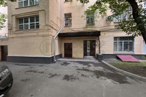 Продам торговое помещение с общей площадью 27м2, на улице Большая серпуховская ул, Замоскворечье (ЦАО) район, г. Москва, Москва, Россия, агентство Интернет-партнер