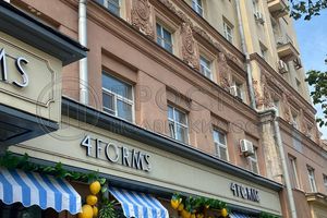 Продам квартиру 1 комнатную с общей площадью 37.4м2, 3/8 эт., на улице Садовая-кудринская ул, Пресненский (ЦАО) район, г. Москва, Москва, Россия, агентство Интернет-партнер