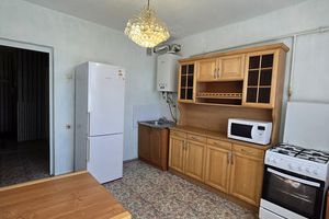 Продам квартиру 3-х комнатную с общей площадью 83.4м2, 3/5 эт., на улице Конева ул, г. Ханты-Мансийск, Ханты-Мансийский авт. окр., Россия, агентство Интернет-партнер