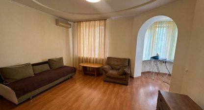 Продам квартиру 2-х комнатную с общей площадью 53м2, 2/5 эт., на улице Д яворницького, г. Днепр, Днепропетровская обл., Украина, агентство Aspo.biz. Фотография №1