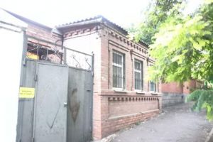 Продам дом 2-х комнатный с общей площадью 60м2, на улице Варфоломеева, Ленинский район, г. Ростов-на-Дону, Ростовская обл., Россия, агентство АН Эксперт