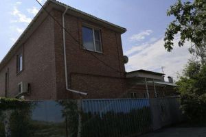Продам дом 5-ти комнатный с общей площадью 300м2, на улице 1-й кольский, Ворошиловский район, г. Ростов-на-Дону, Ростовская обл., Россия, агентство АН Эксперт