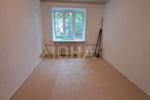 Продам квартиру 2-х комнатную с общей площадью 39м2, 1/2 эт., на улице Мира пр-кт, г. Кострома, Костромская обл., Россия, агентство Дюна