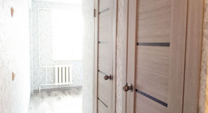 Купить квартиру 3-х комнатную, 50.1 кв. м., Россия, г. Омск. Фотография №10