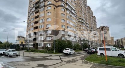 Продам квартиру 3-х комнатную с общей площадью 90м2, 15/17 эт., на улице Сосенский стан, г. Посёлок коммунарка, Москва, Россия, агентство ГорОбмен. Фотография №1