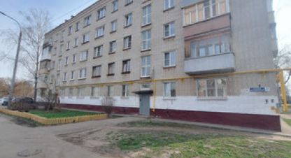 Продам квартиру 2-х комнатную с общей площадью 42м2, 4/5 эт., на улице Молодежный пр-кт, Автозаводский район, г. Нижний Новгород, Нижегородская обл., Россия, агентство Интернет-партнер. Фотография №1