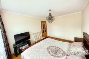 Продам квартиру 3-х комнатную с общей площадью 65м2, 3/5 эт., на улице Тарчокова а б, г. Нарткала, Кабардино-Балкария респ., Россия, агентство Интернет-партнер