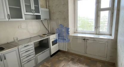 Продам квартиру 1 комнатную с общей площадью 33м2, 5/9 эт., на улице Мира, г. Чебоксары, Чувашия респ., Россия, агентство Агентство недвижимости Ориентир. Фотография №1