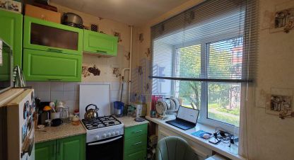 Продам квартиру 1 комнатную с общей площадью 29.9м2, 3/5 эт., на улице Молодежная, г. Новочебоксарск, Чувашия респ., Россия, агентство Агентство недвижимости Ориентир. Фотография №1