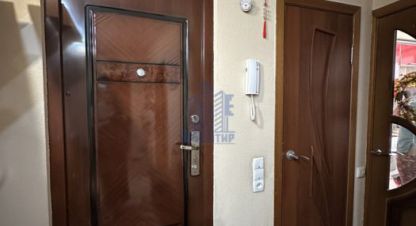 Продам квартиру 3-х комнатную с общей площадью 70м2, 9/9 эт., на улице Гузовского, г. Чебоксары, Чувашия респ., Россия, агентство Агентство недвижимости Ориентир. Фотография №1