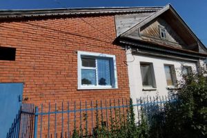 Продам дом 2-х комнатный с общей площадью 82.4м2, на улице Пугачёва, г. Чебоксары, Чувашия респ., Россия, агентство Агентство недвижимости Ориентир
